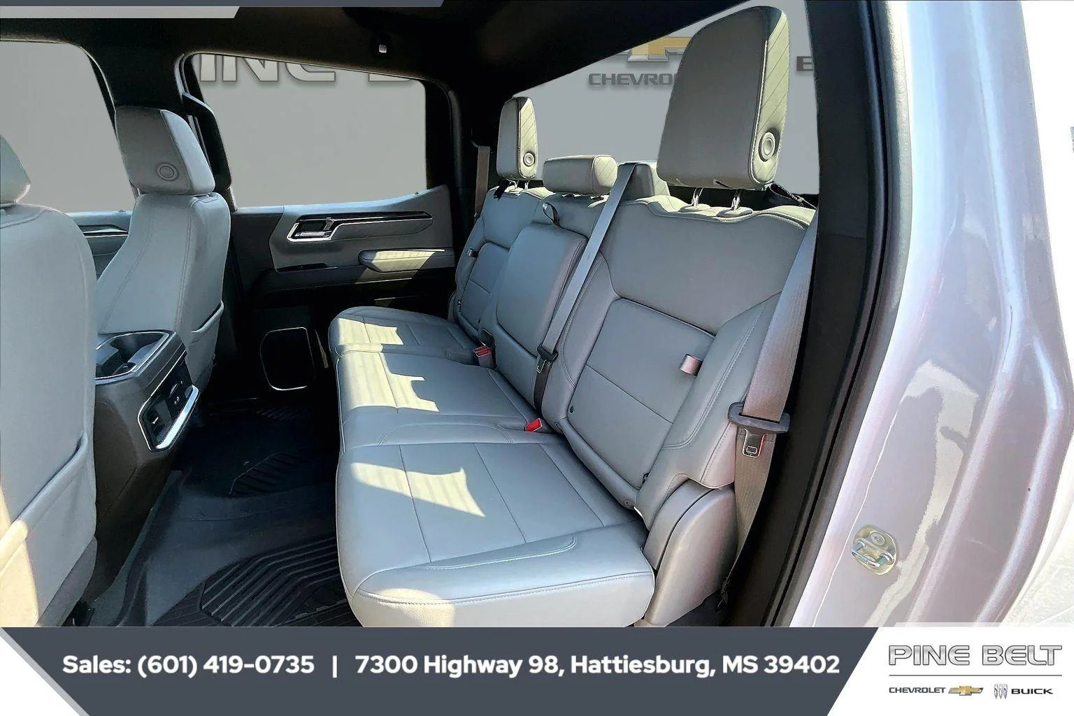 Used 2023 Summit White Chevrolet LTZ image 20