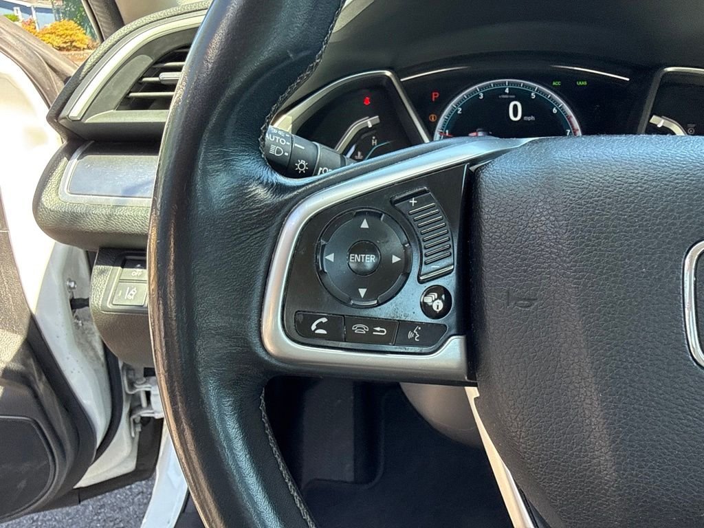 Used 2016 White Orchid Pearl Honda Touring image 11