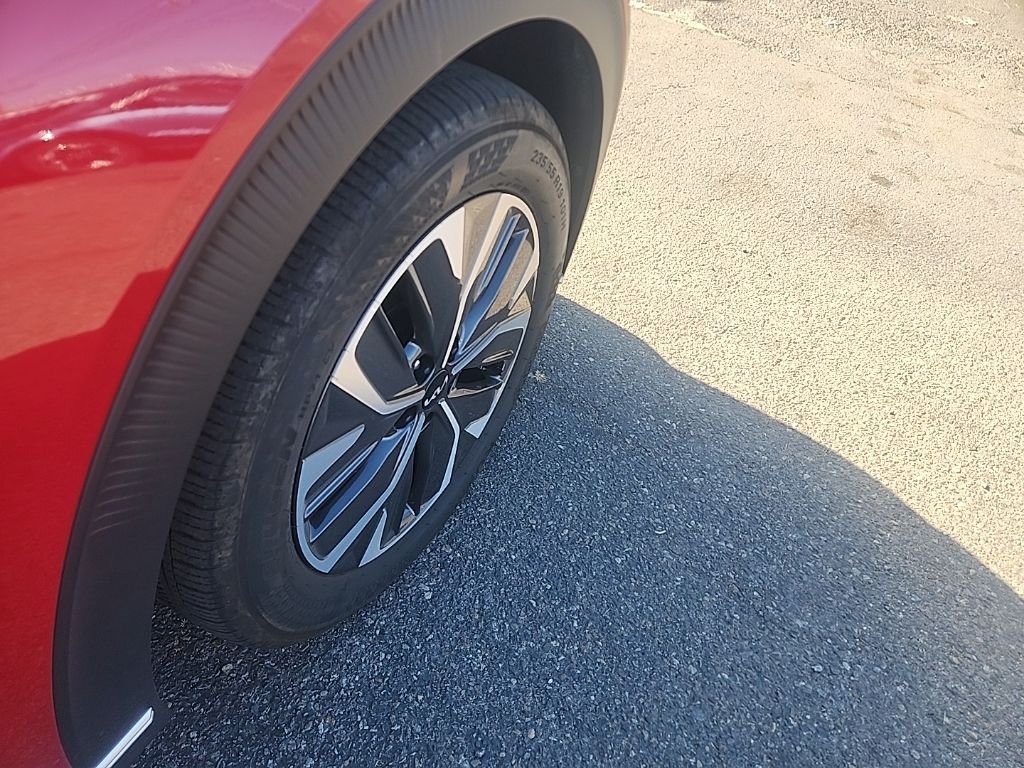 Certified Used 2024 Red Kia Light image 16