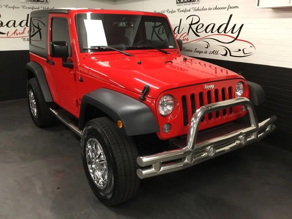 Used 2015 Red Jeep Sport image 2