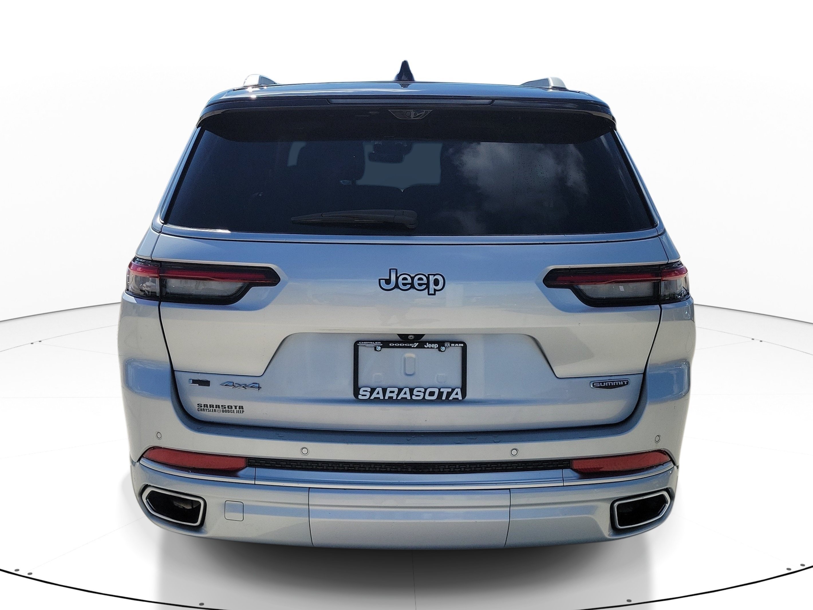 Used 2022 Silver Zynith Jeep Summit Reserve image 5