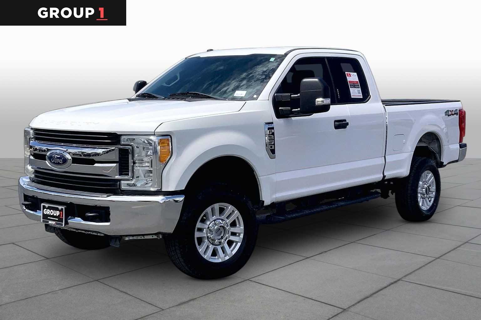 2019 Ford F-250 XLT 4x4 SuperCab 8' Box's photo