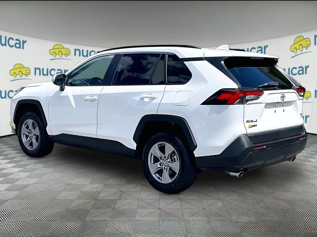 Used 2025 White Toyota XLE image 4