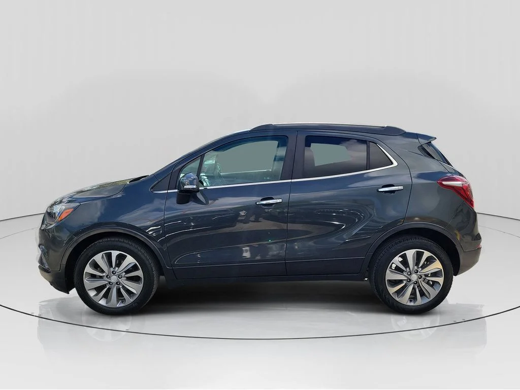 Used 2018 Gray Buick Preferred image 4