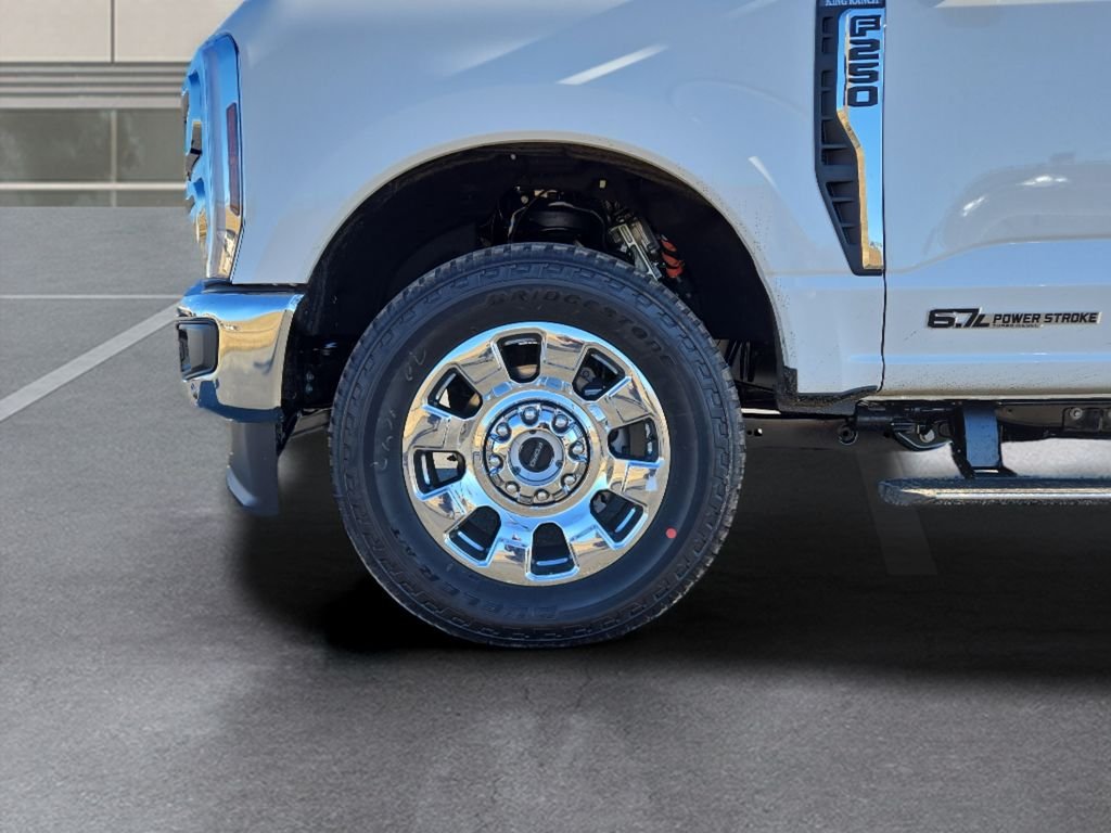 New 2026 Star White Metallic Tri-Coat Ford F-250® King Ranch® image 27