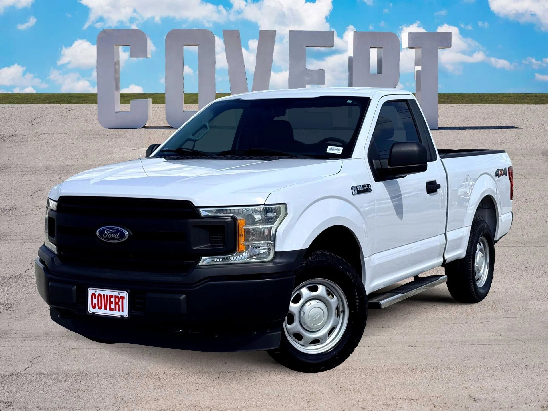 Used 2018  Ford XL image 1