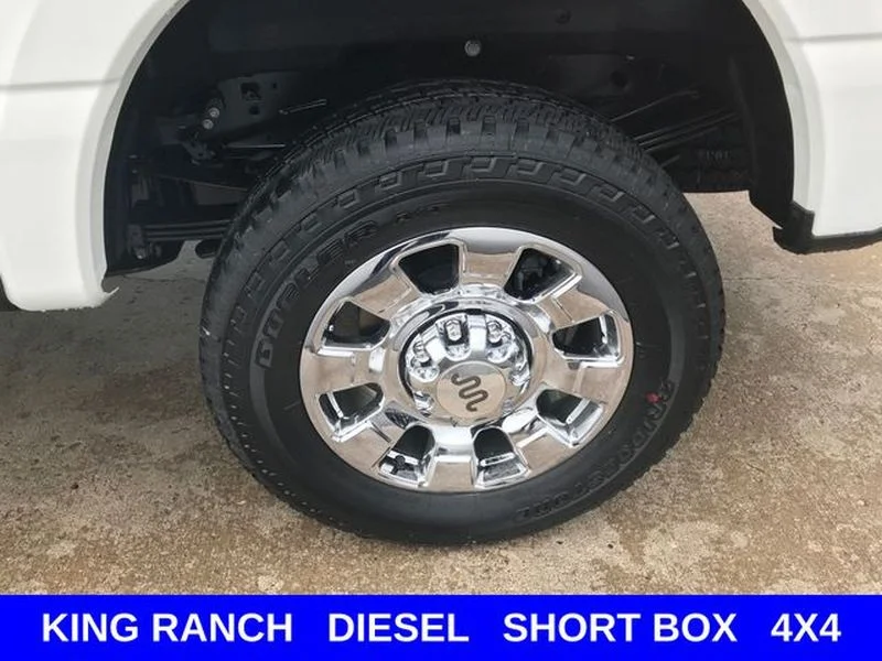 New 2026 Star White Metallic Tri-Coat Ford F-350® King Ranch® image 34
