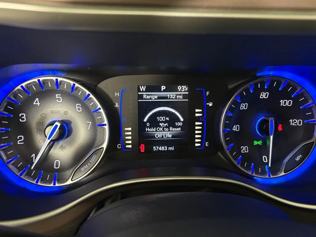 Used 2023 White Chrysler LX image 26