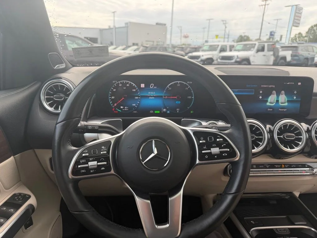 Used 2023 Black Mercedes-Benz 300 image 24