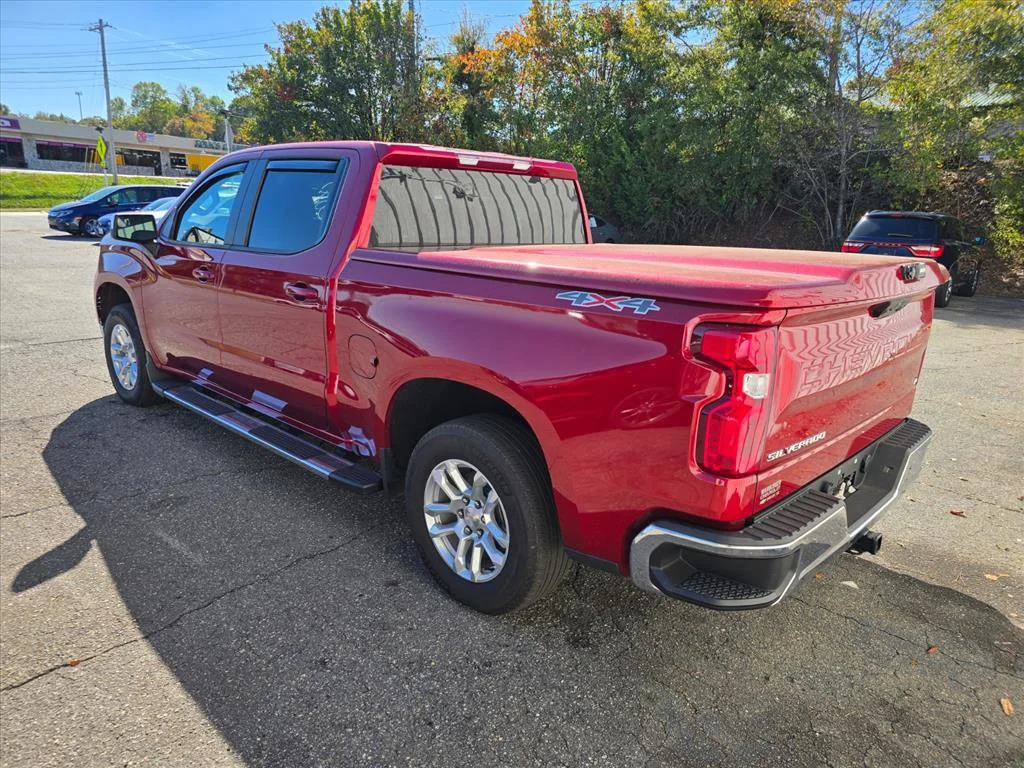 Used 2023 Red Chevrolet LT image 11