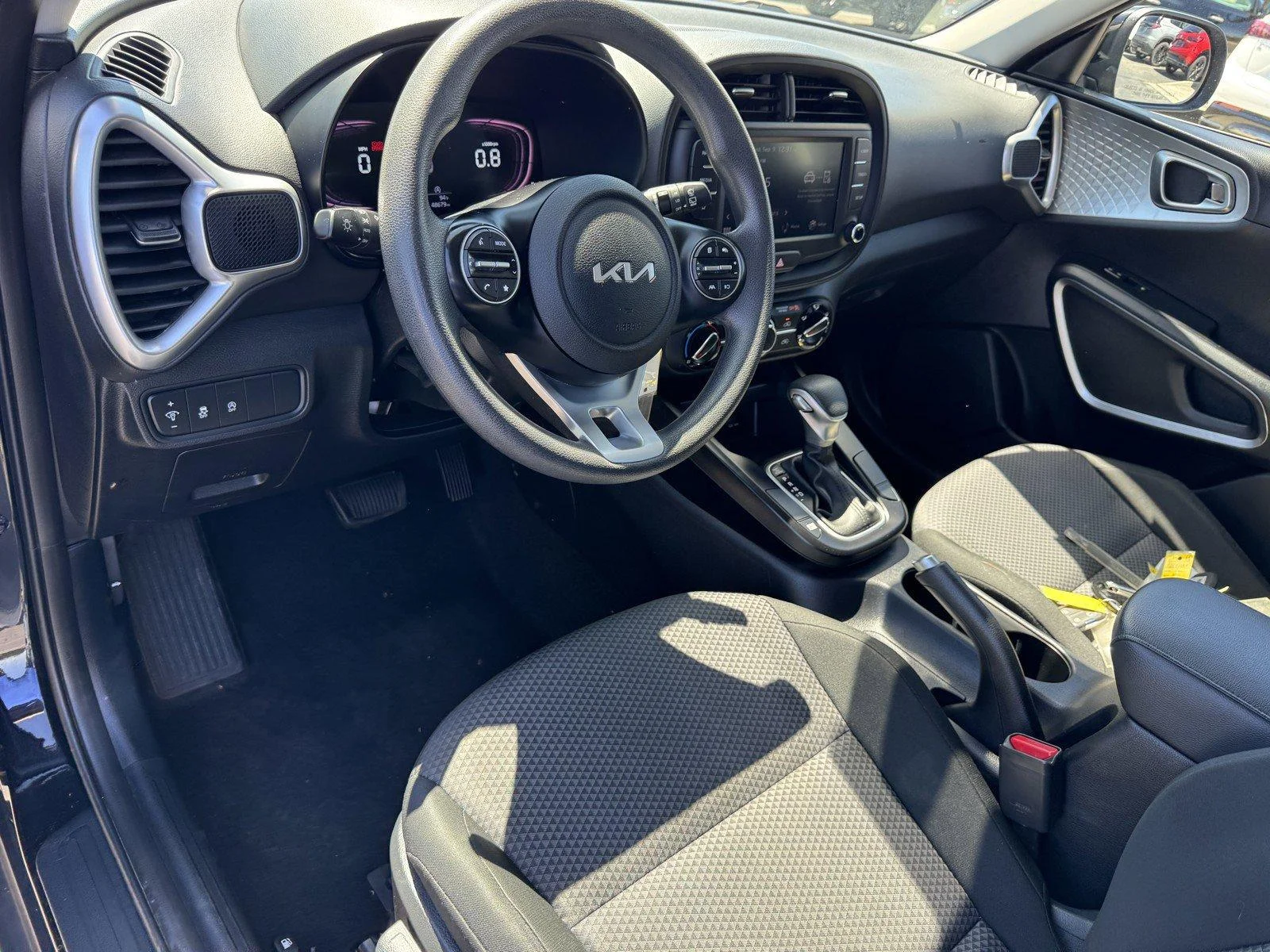 Used 2024 Fusion Black Kia LX image 13