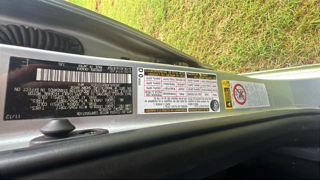 Used 2013 Silver Toyota Limited image 32