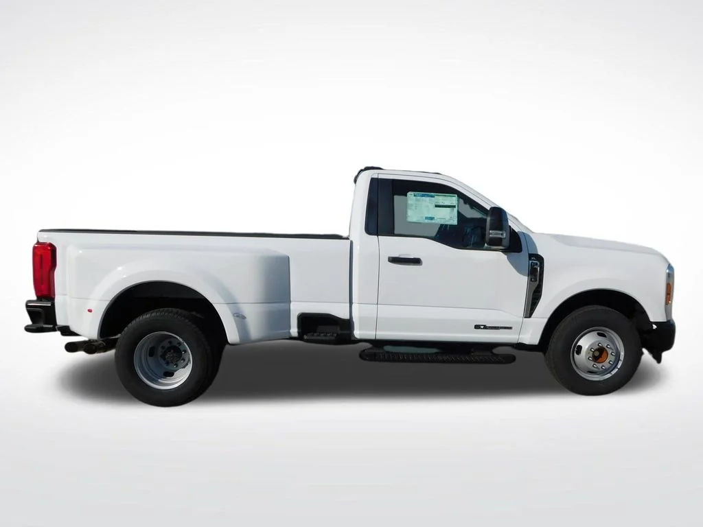 New 2026 White Ford XL image 2