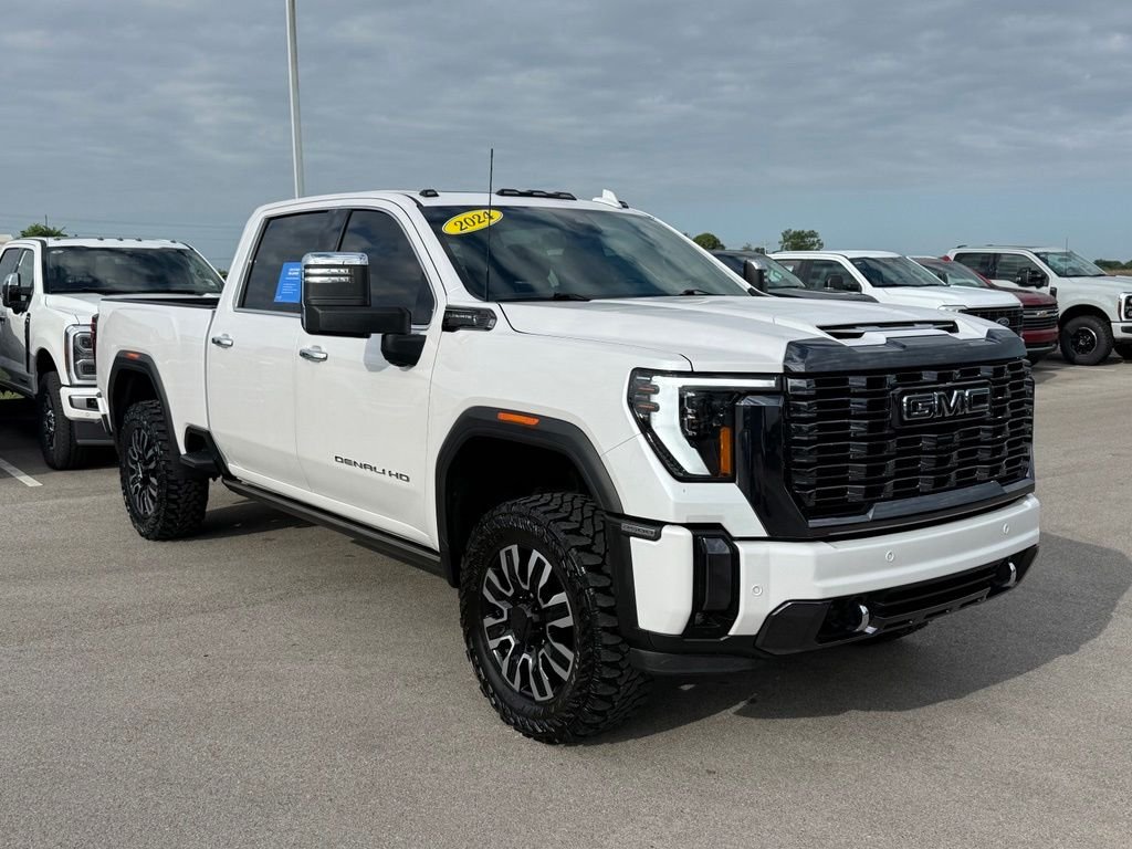 Used 2024 White Frost Tri-Coat GMC Denali Ultimate image 2