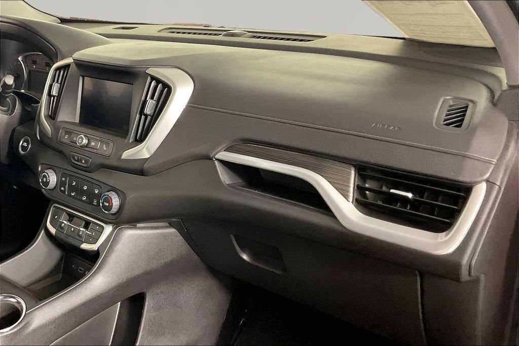 2024 GMC Terrain SLE - Photo 19