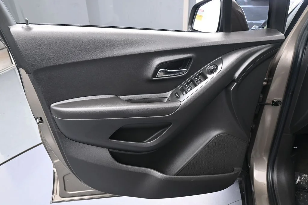 Used 2021 Stone Gray Metallic Chevrolet LS image 12