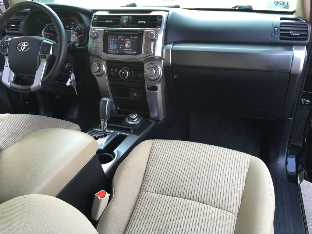 Used 2018 Black Toyota SR5 image 30