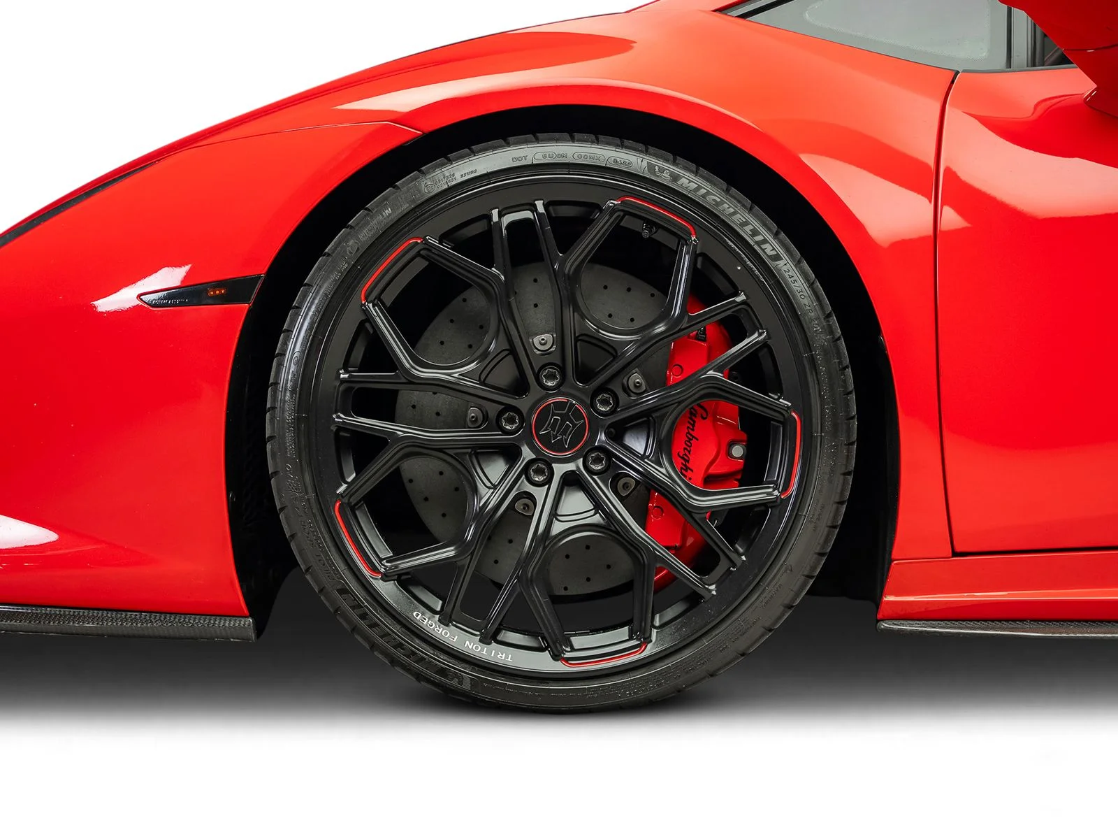 Used 2016 Red Lamborghini LP610-4 image 24
