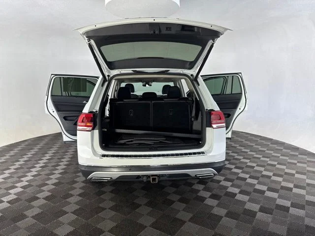 Used 2019 White Volkswagen SEL Premium image 15