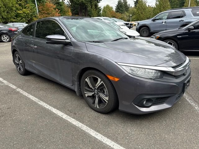 Used 2017 Polished Metal Metallic Honda Touring image 2