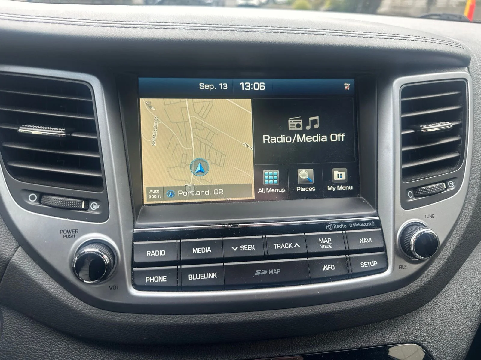 Used 2016 Gray Hyundai Limited image 15