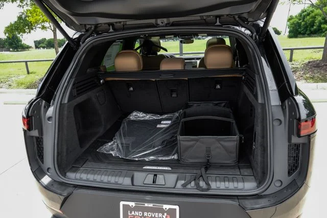 New 2026 Black Land Rover SE image 66