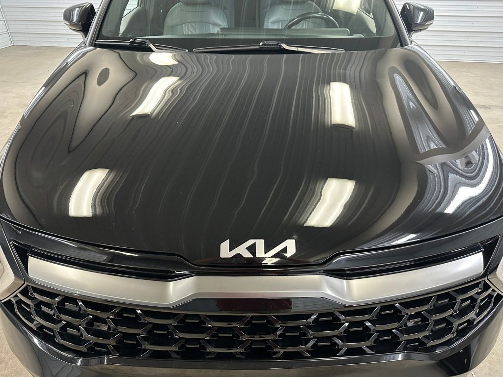 Used 2023 Black Kia X-Line image 38