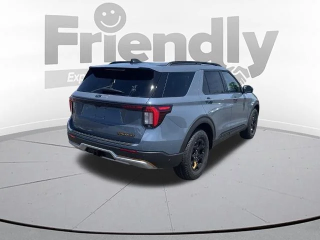 New 2026 Vapor Blue Metallic Ford Tremor® image 42