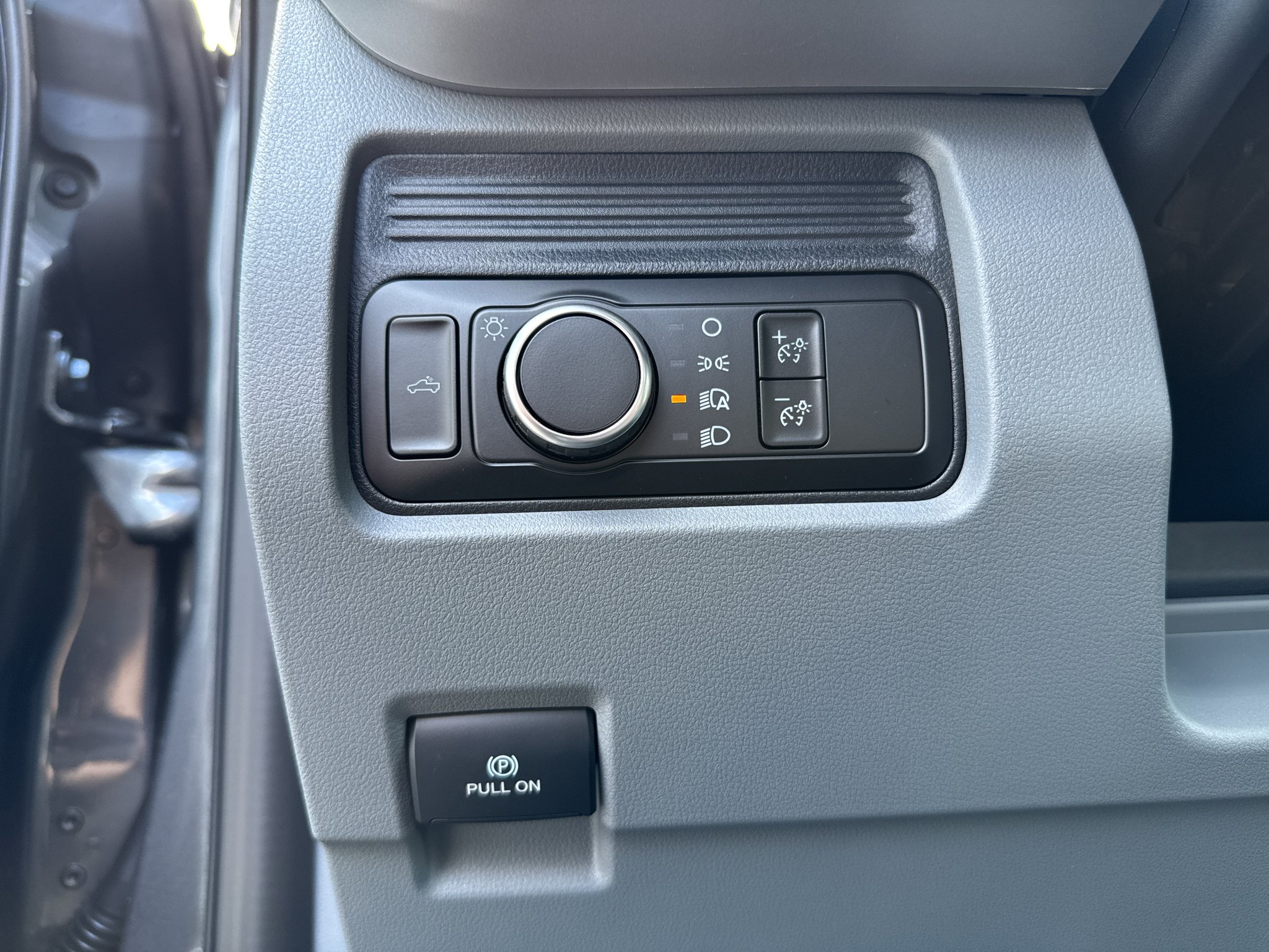 New 2027 Carbonized Gray Metallic Ford XL image 26