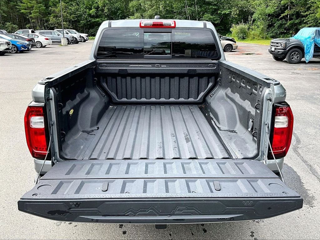 Used 2024 Gray GMC Elevation image 30