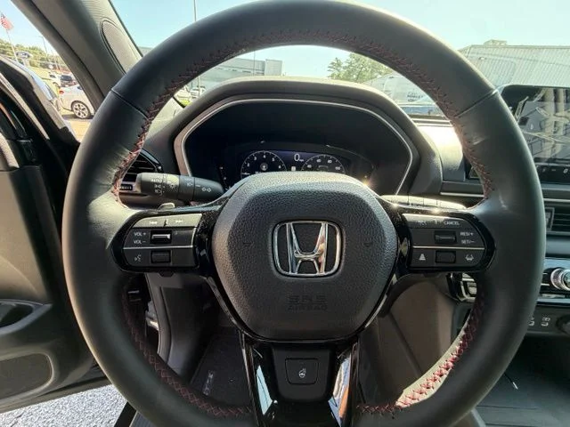 Used 2025 Crystal Black Pearl Honda Black Edition image 11