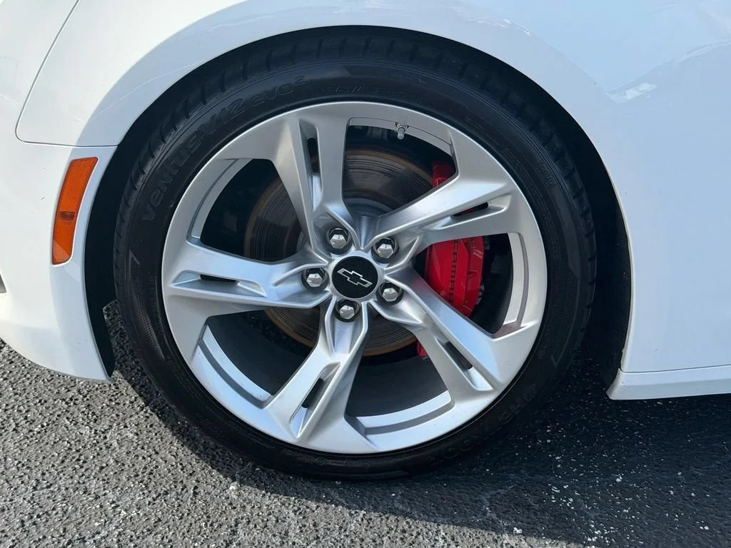 Used 2021 SUMMIT WHITE Chevrolet 2SS image 16