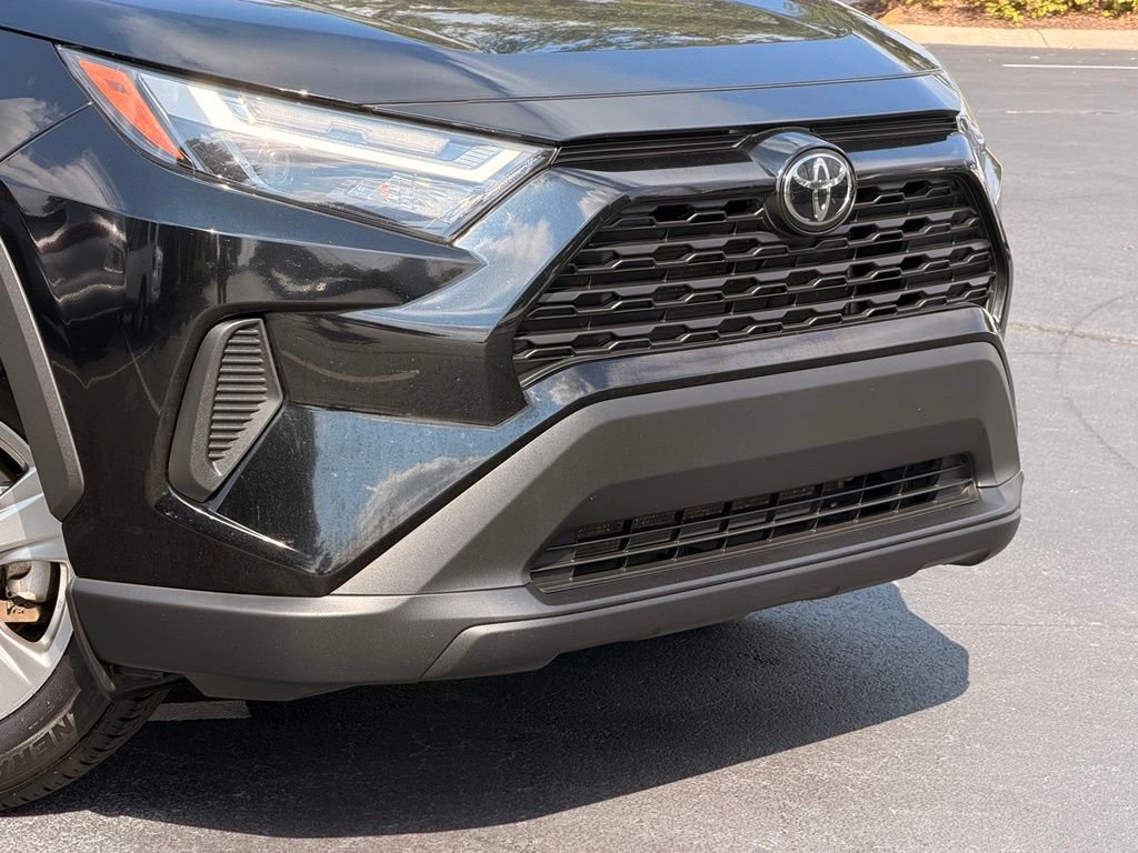 Used 2023 Black Toyota XLE image 6