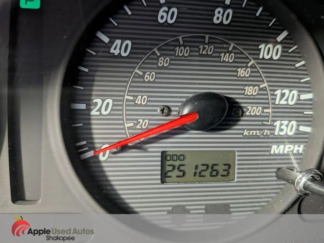 Used 2004 Silver Hyundai GLS image 14