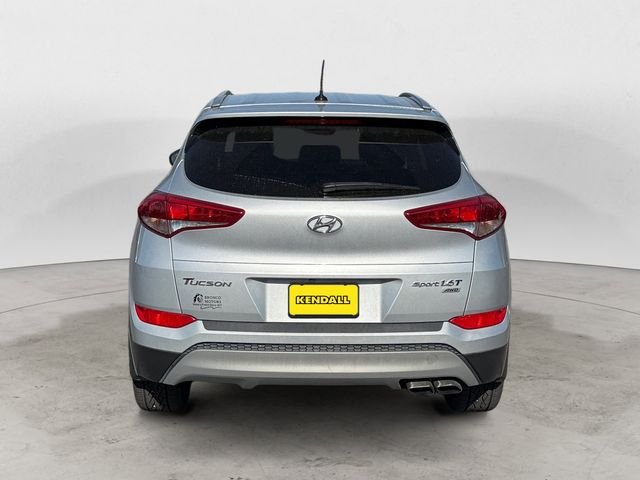 Used 2017 Silver Hyundai Sport image 4