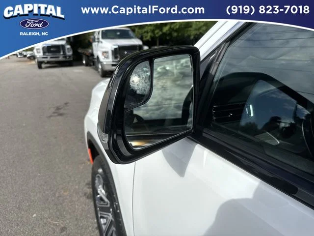 Used 2024 White Jeep Series II image 12