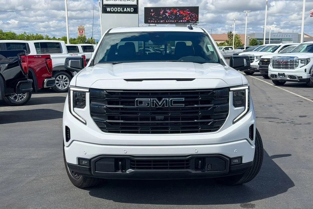 New 2026 Summit White GMC Elevation image 3