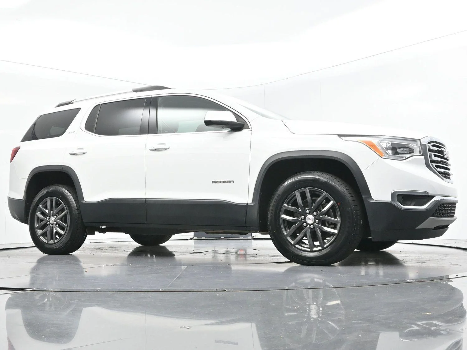 Used 2019 Summit White GMC SLT image 44