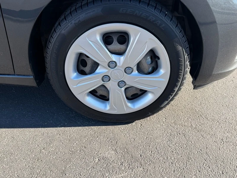 Used 2021 (Metallic paint.) Chevrolet LS image 25