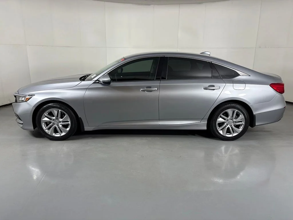 Used 2020  Honda LX image 5