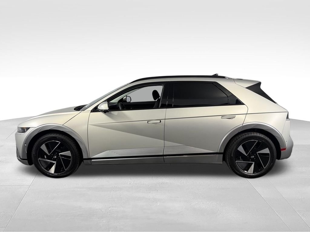 Used 2026 Gold Hyundai Limited image 10