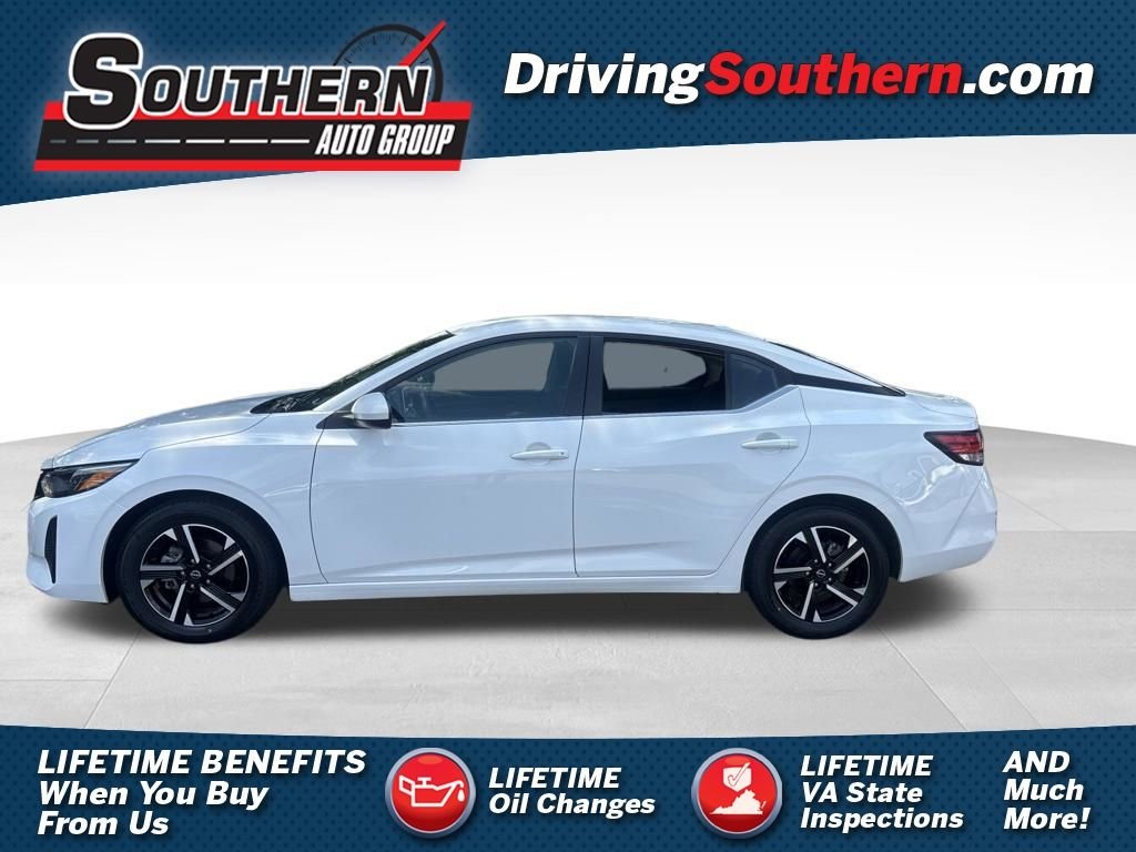 Used 2025 White Nissan SV image 1