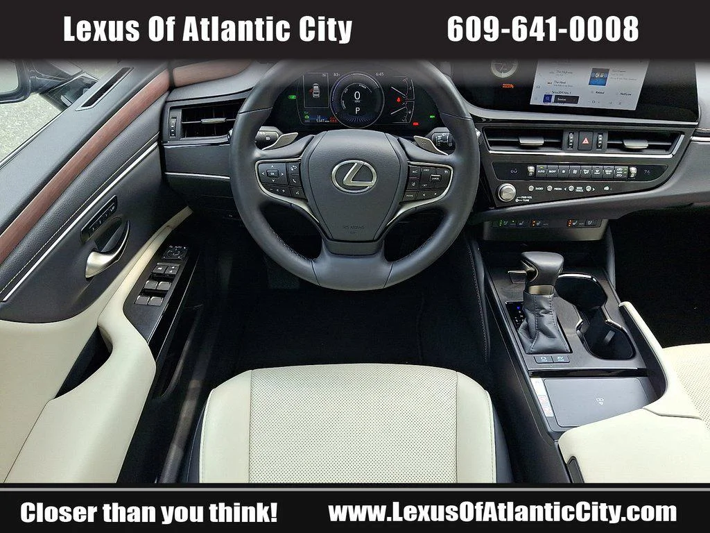 Certified Used 2025 Iridium Lexus ES 300h image 11