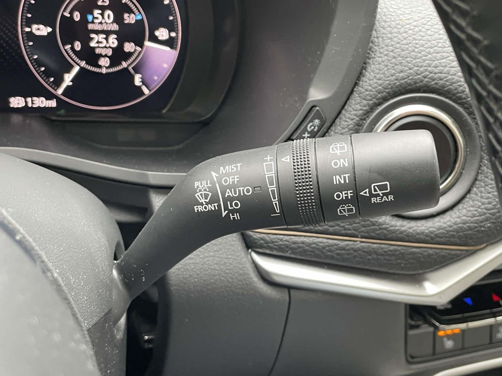 Used 2024 Rhodium White Premium Mazda Premium image 46