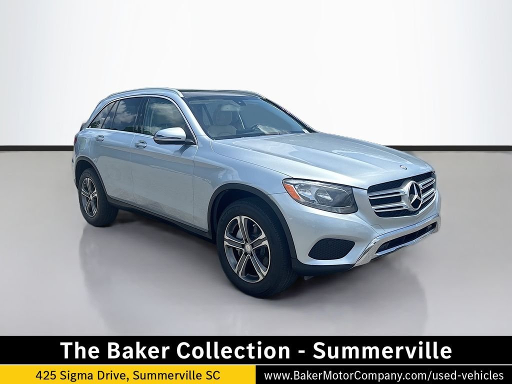 2017 Mercedes-Benz GLC GLC300's photo