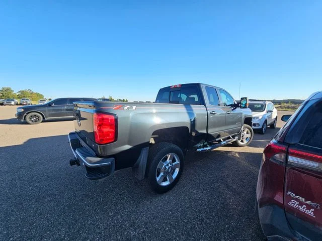 Used 2019 Graphite Metallic Chevrolet LT image 7