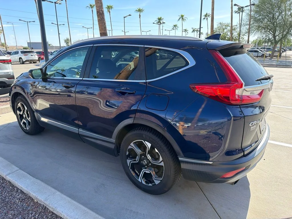 Used 2019 Blue Honda Touring image 4