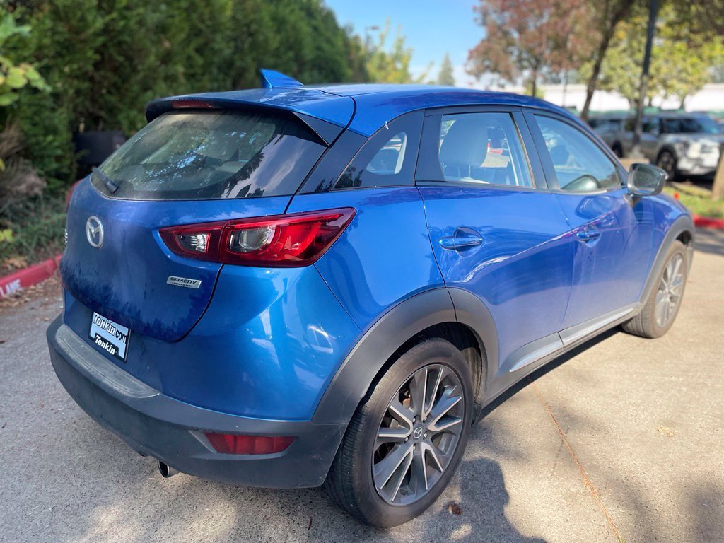Used 2017 Dynamic Blue Mica Mazda Grand Touring image 3