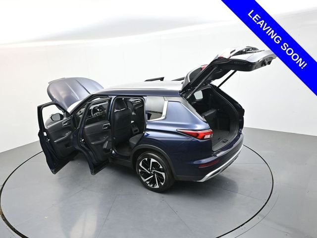 Used 2024  Mitsubishi SE image 55