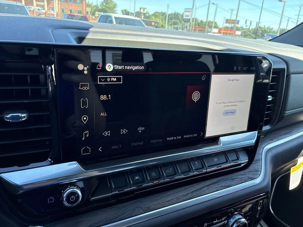 New 2026 Onyx Black GMC SLT image 15
